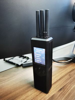 Vật liệu ABS Máy dò cầm tay Máy bay không người lái Công cụ tìm hướng phát hiện tín hiệu UAV