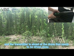 Đèn pin chống máy bay không người lái với chức năng chiếu sáng mạnh